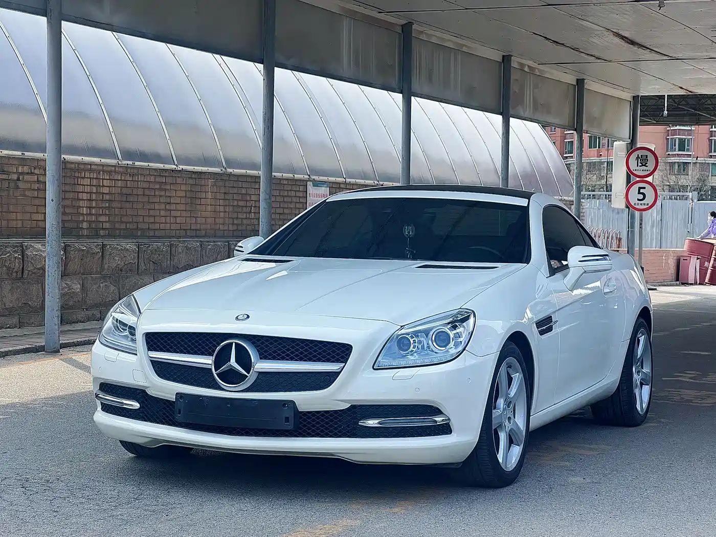 Mercedes-Benz SLK-Class 2011 SLK 200 Fashion