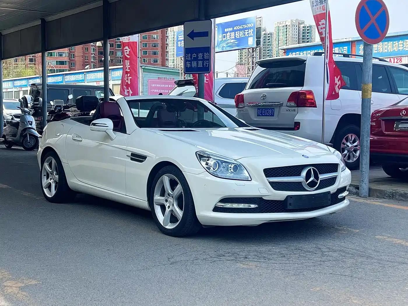 Mercedes-Benz SLK-Class 2011 SLK 200 Fashion фото 8