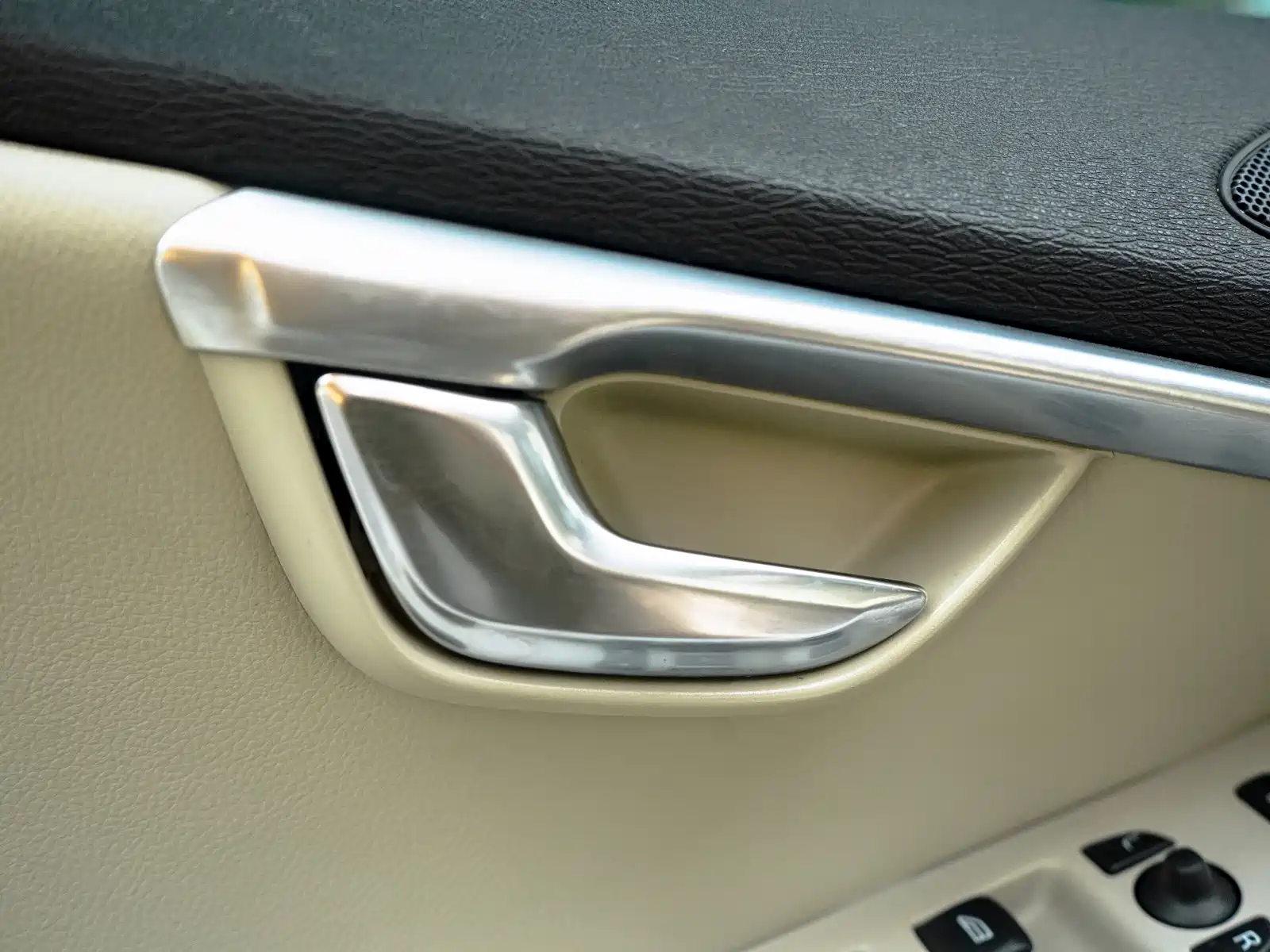 Photo 20 - Volvo V40