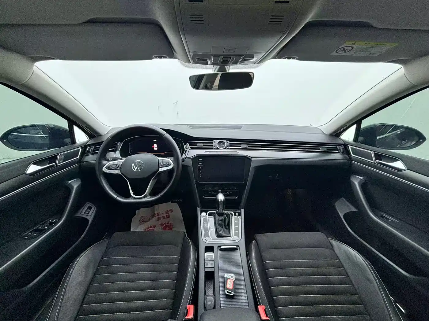 Volkswagen Magotan 2021 330TSI DSG 30th Anniversary Edition фото 7
