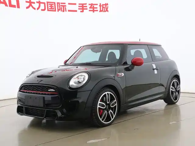 MINI JCW