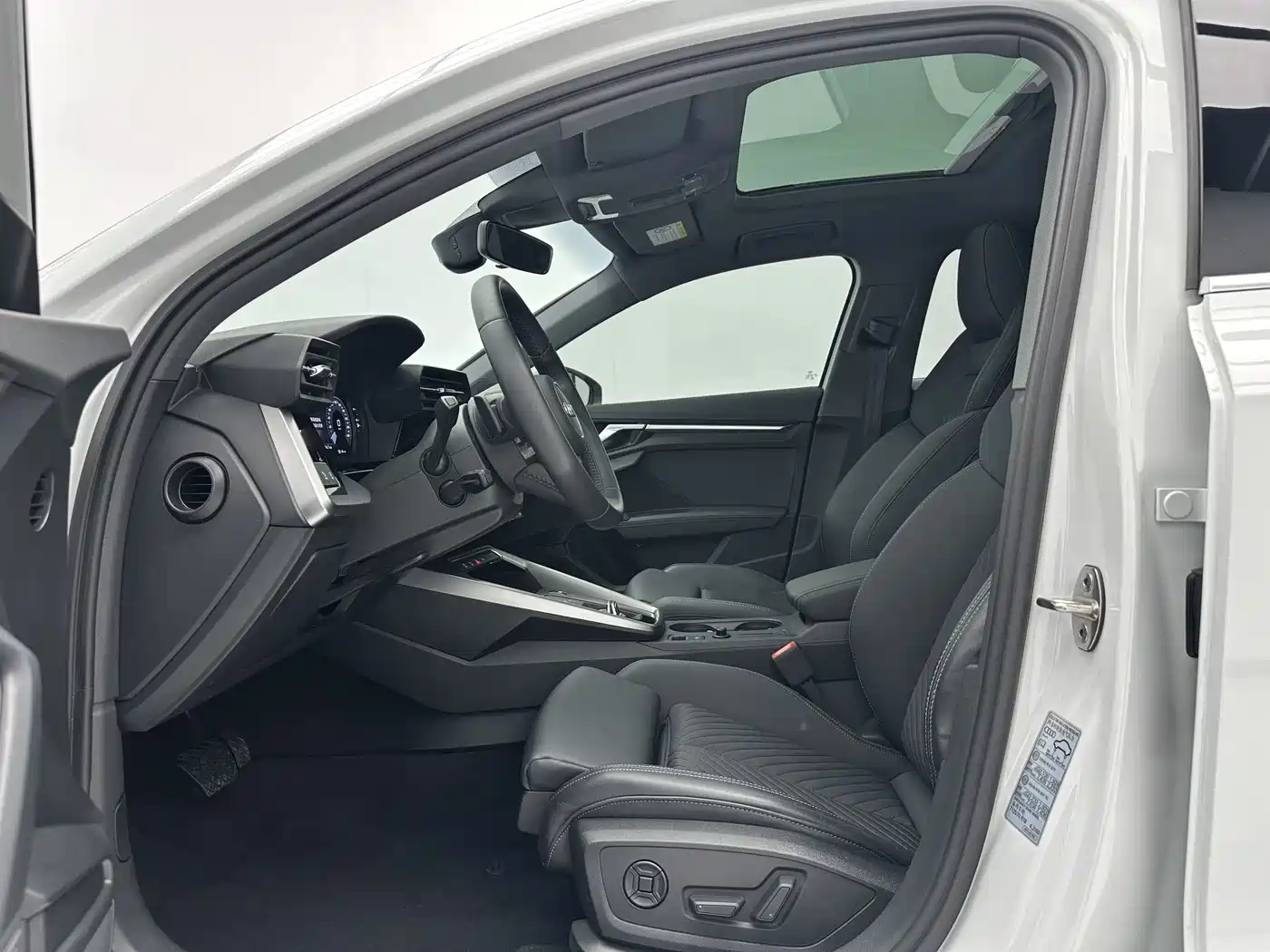 Audi A3 2022 A3L Limousine 35 TFSI Style Elegance фото 5