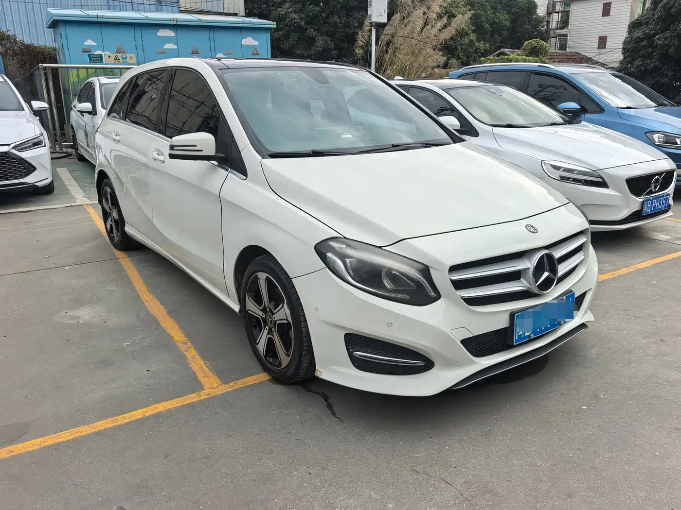 Mercedes-Benz B-Class 2019 B 200 Fashion фото 3