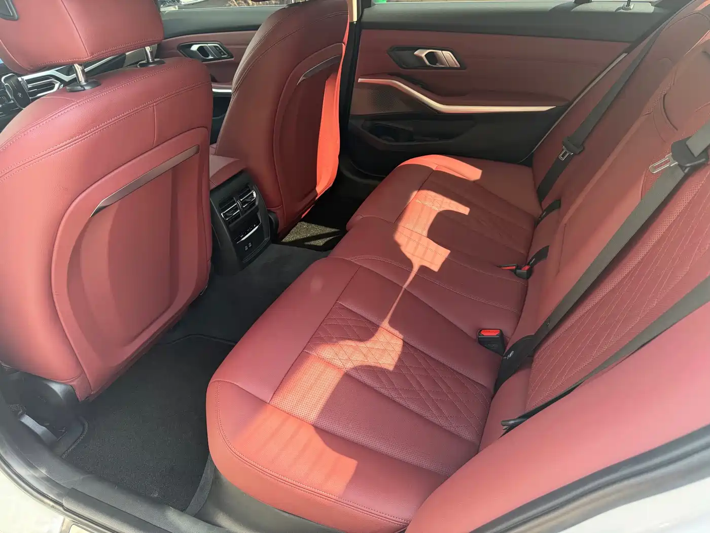 BMW 3 Series 2023 320Li M Sport Package фото 11