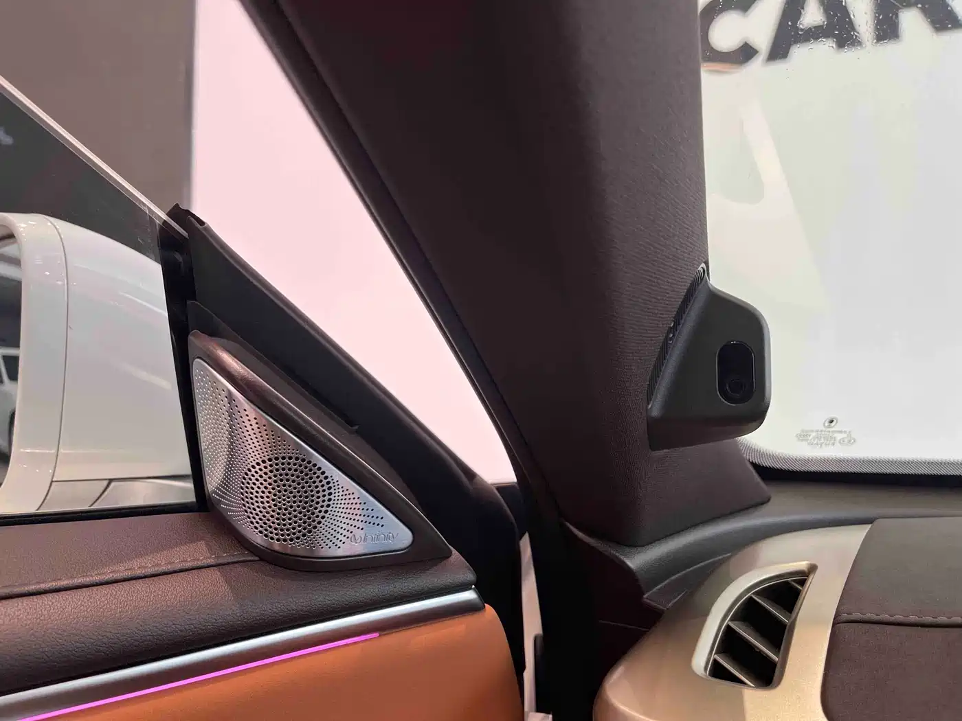 Ora Lightning Cat 2024 2022 555km Premium Edition
