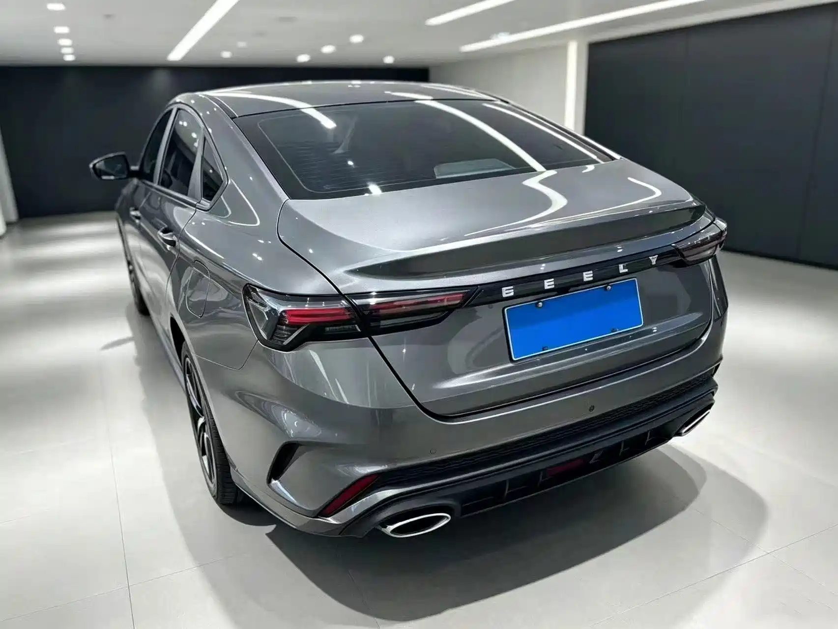 Фото 15 - Geely Binrui