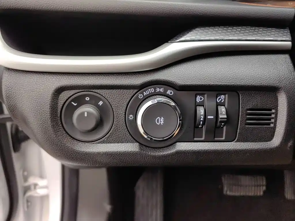 Фото 21 - Buick Excelle
