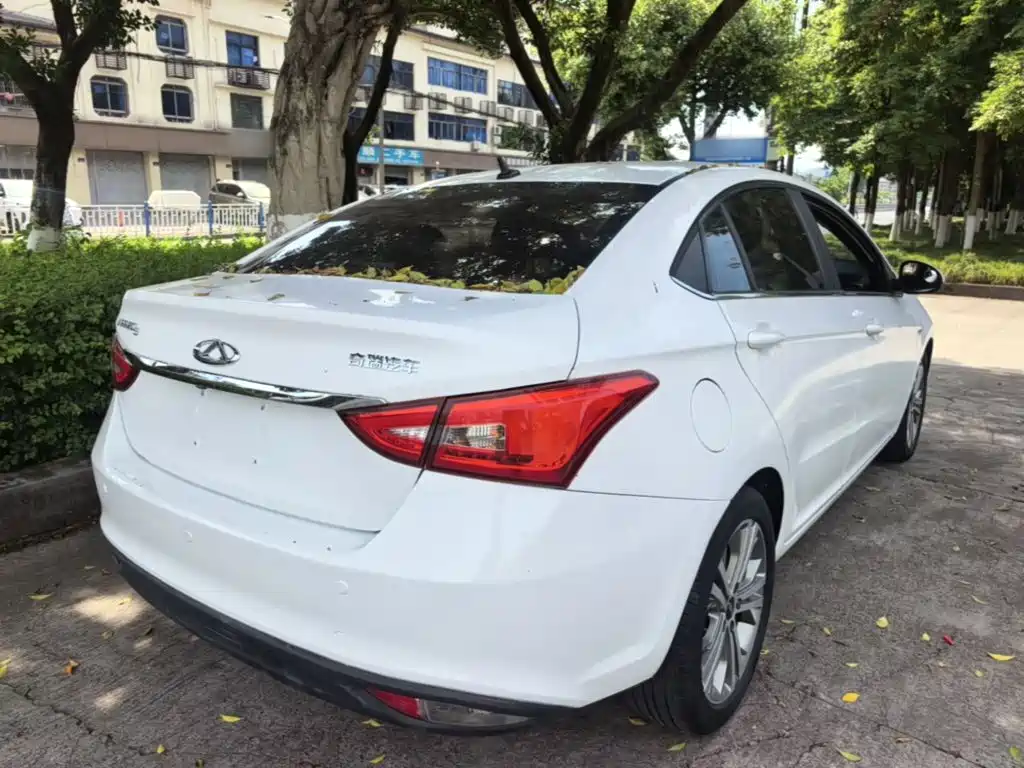 Photo 7 - Chery Arrizo 5