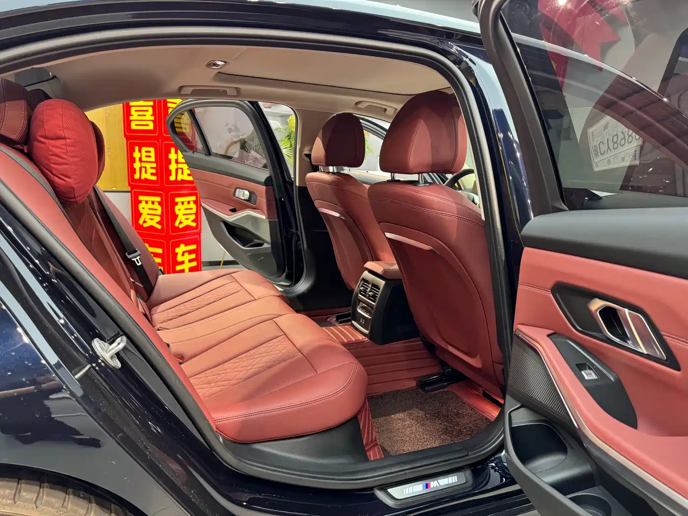 BMW 3 Series 2025 325Li M Sport Package фото 10