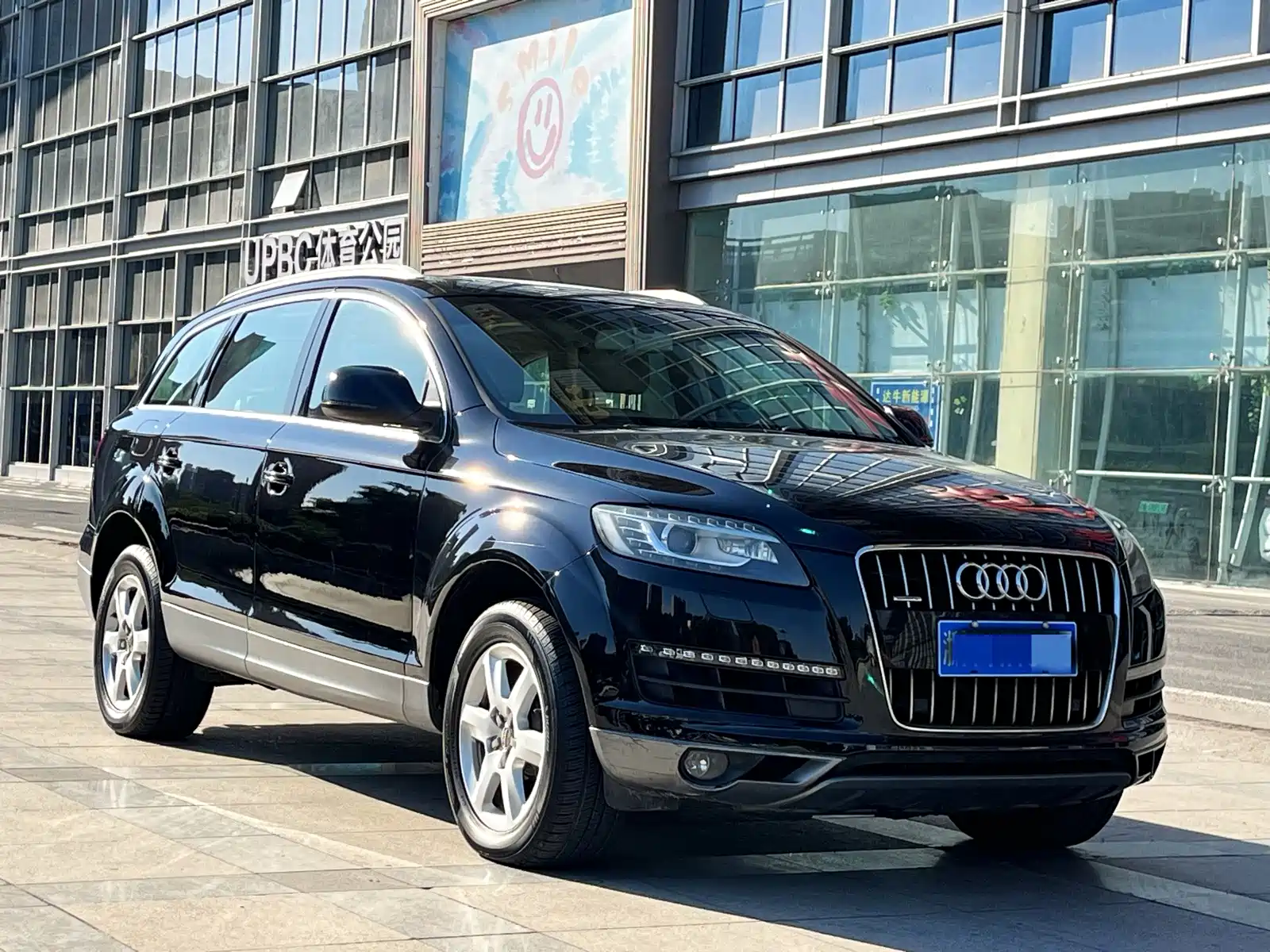 Фото 3 - Audi Q7