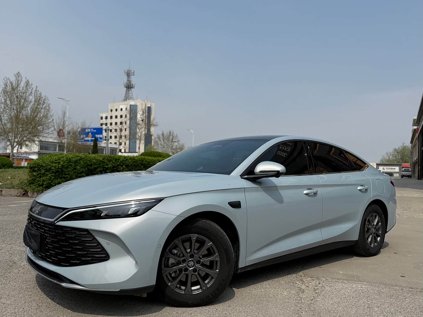 BYD Qin L