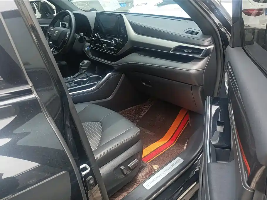 Toyota Crown Kluger 2021 2.5L HEV 4WD Luxury фото 8