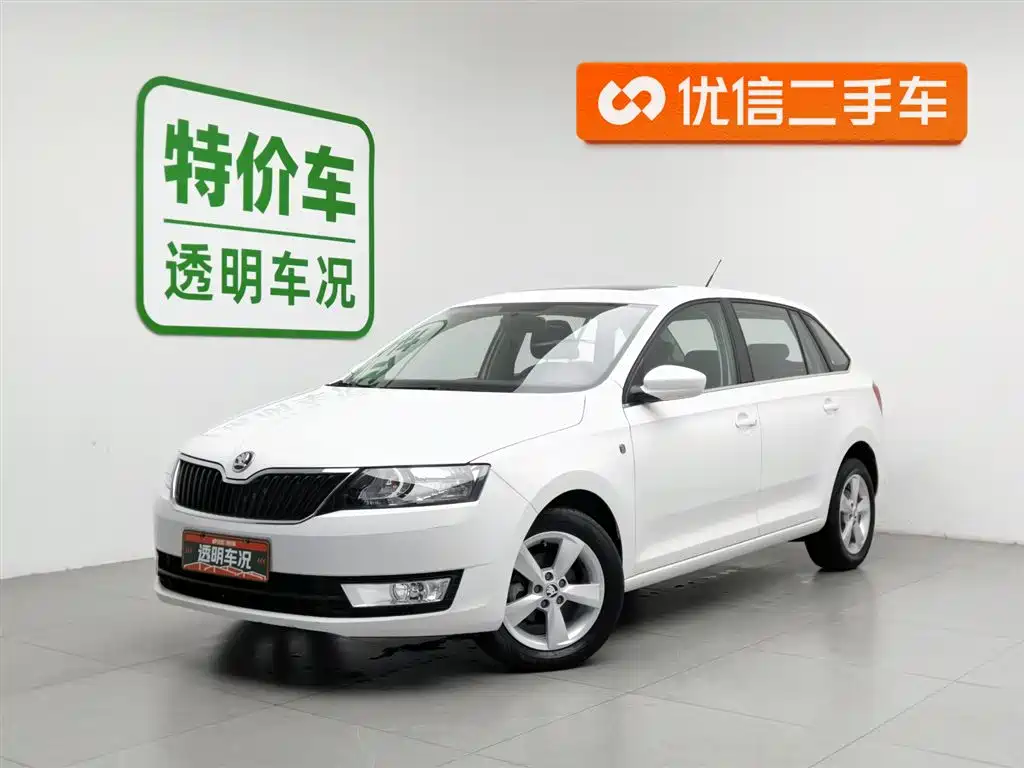 Škoda Skoda Rapid Spaceback 2016 Facelift 1.6L Manual Innovation Edition