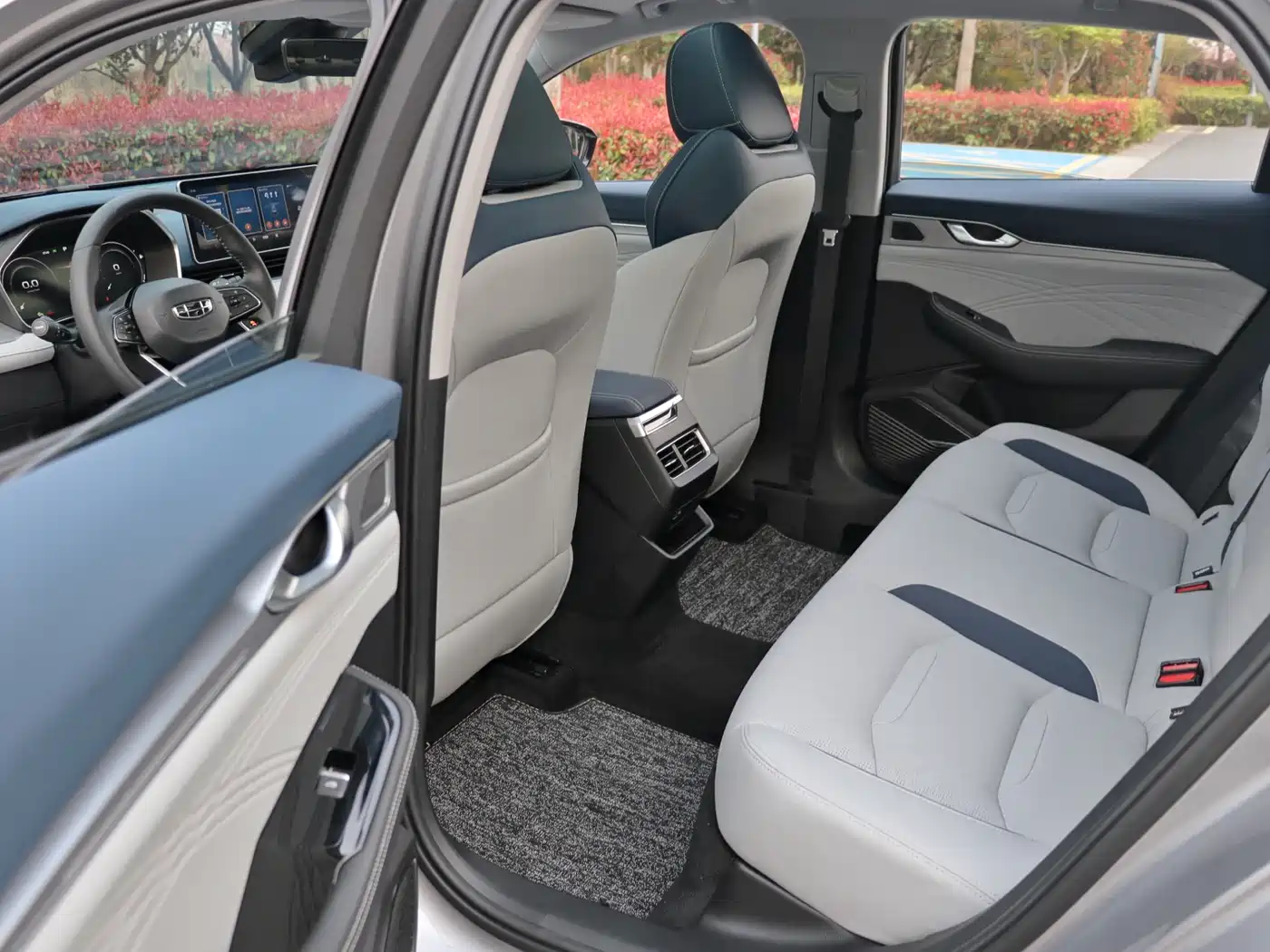 GEELY AUTOMOBILE XINGRUI