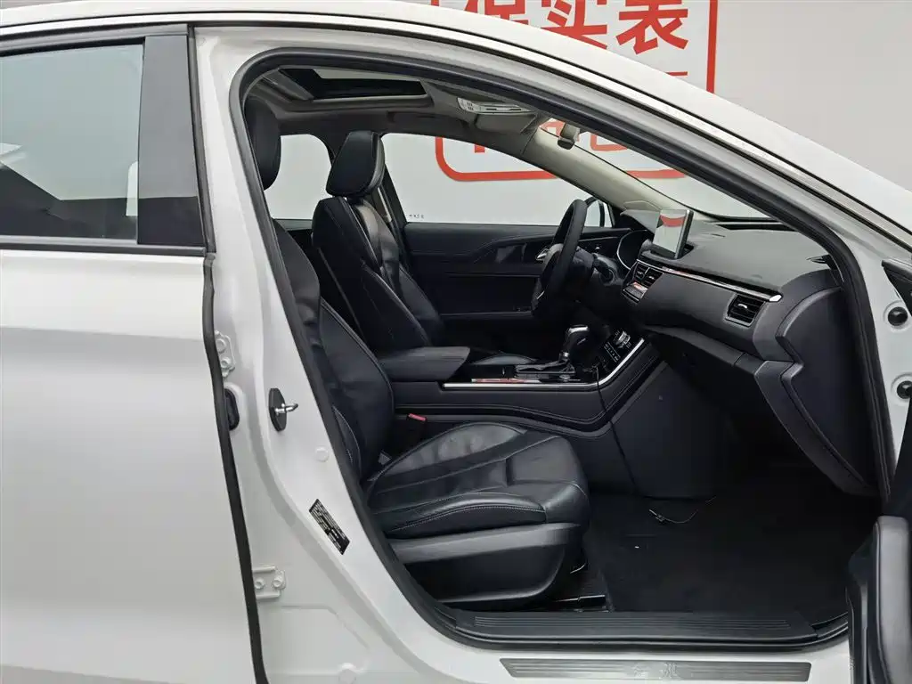 Hongqi H5 2019 30TD Agile Edition фото 23