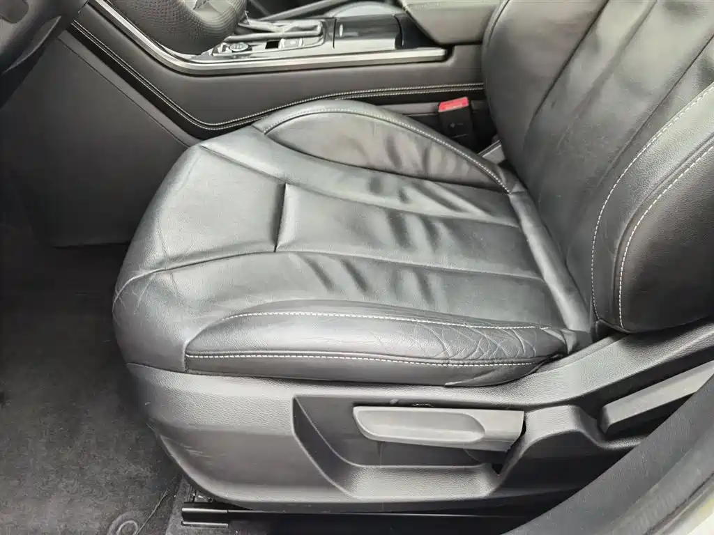 Hongqi H5 2019 30TD Agile Edition фото 20