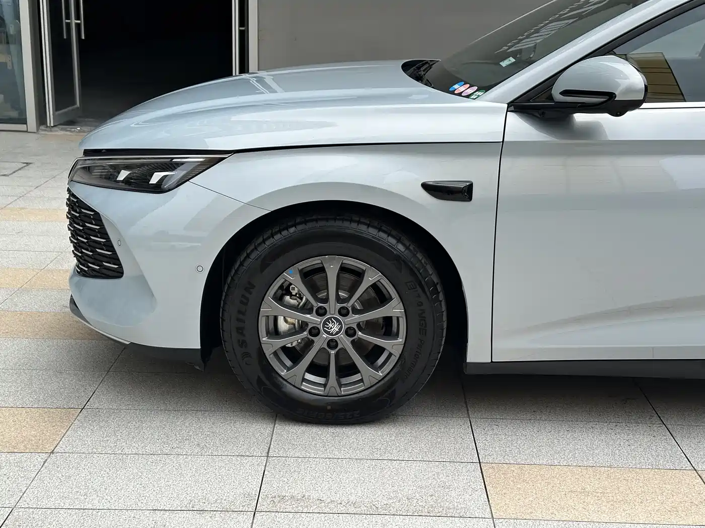 BYD Qin L 2025 DM-i Smart Drive Edition 80KM Leading фото 19