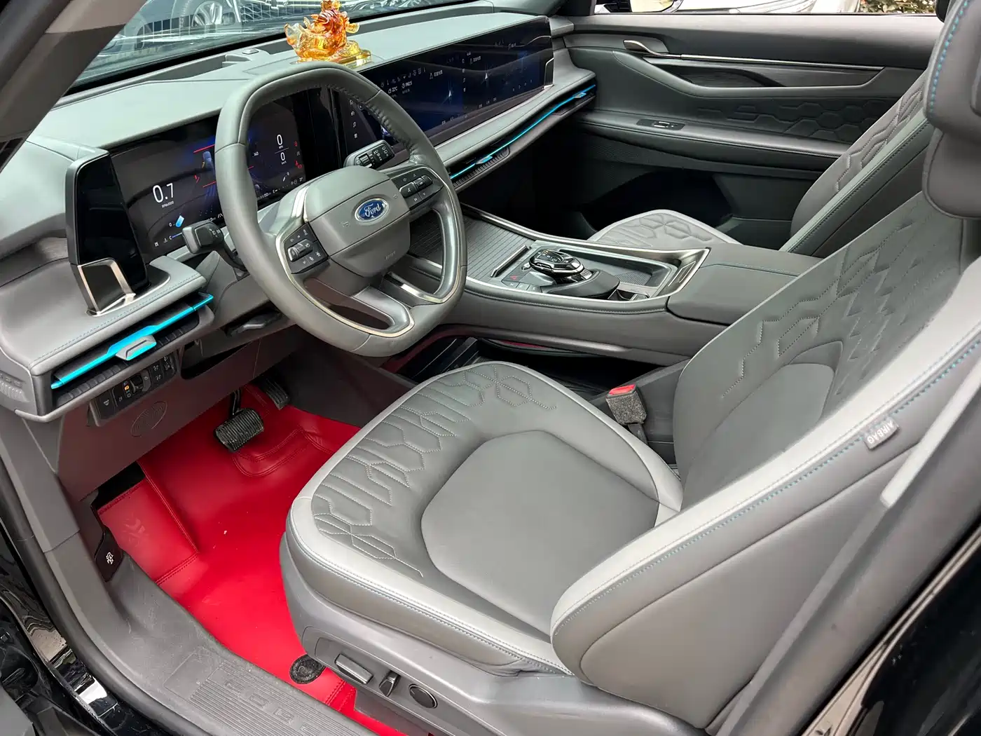  Ford Edge 2023 Edge L 2.0T EcoBoost FWD 7-Seater Luxury 8