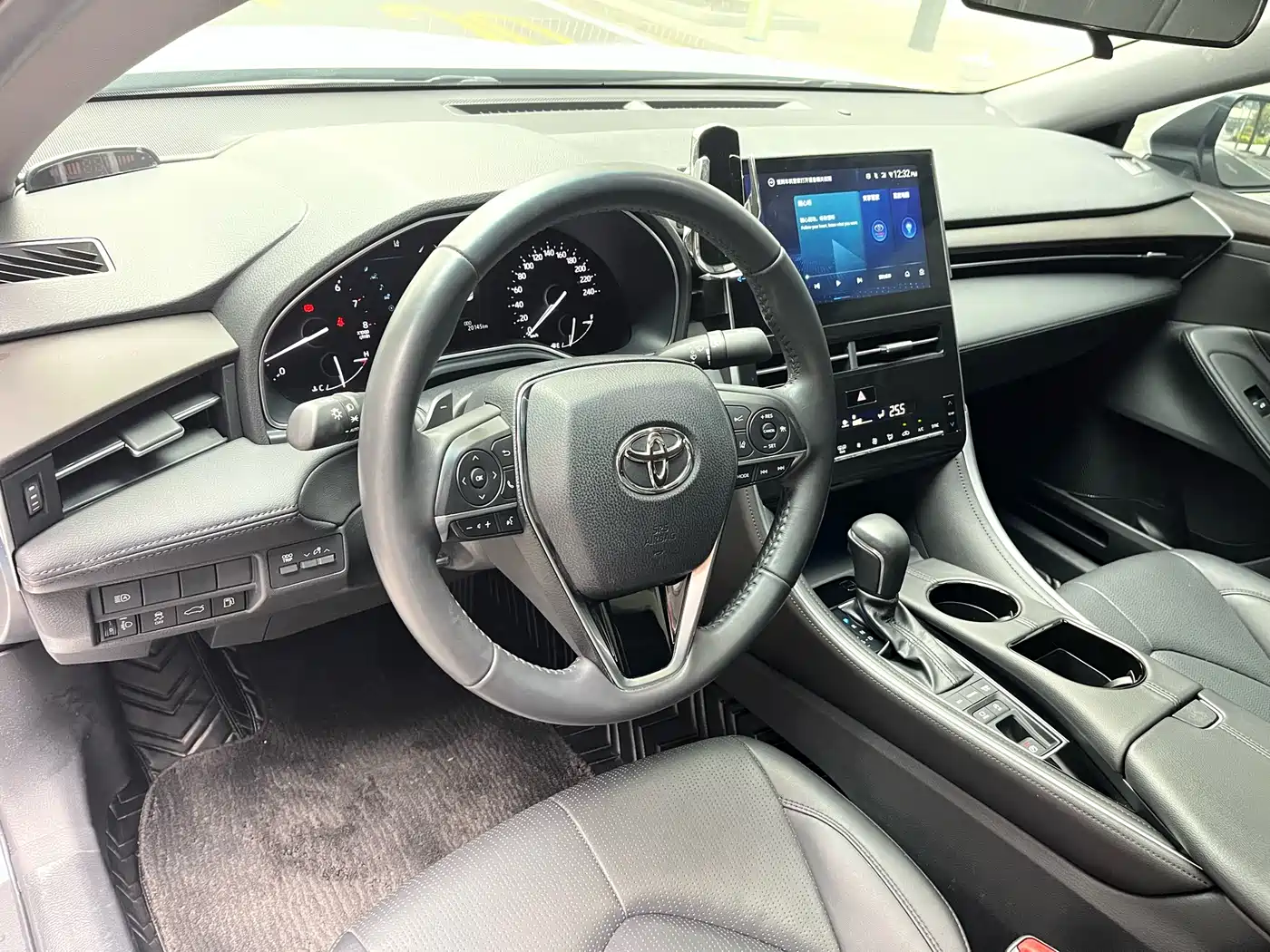Toyota Avalon 2023 2.5L Luxury Edition фото 12