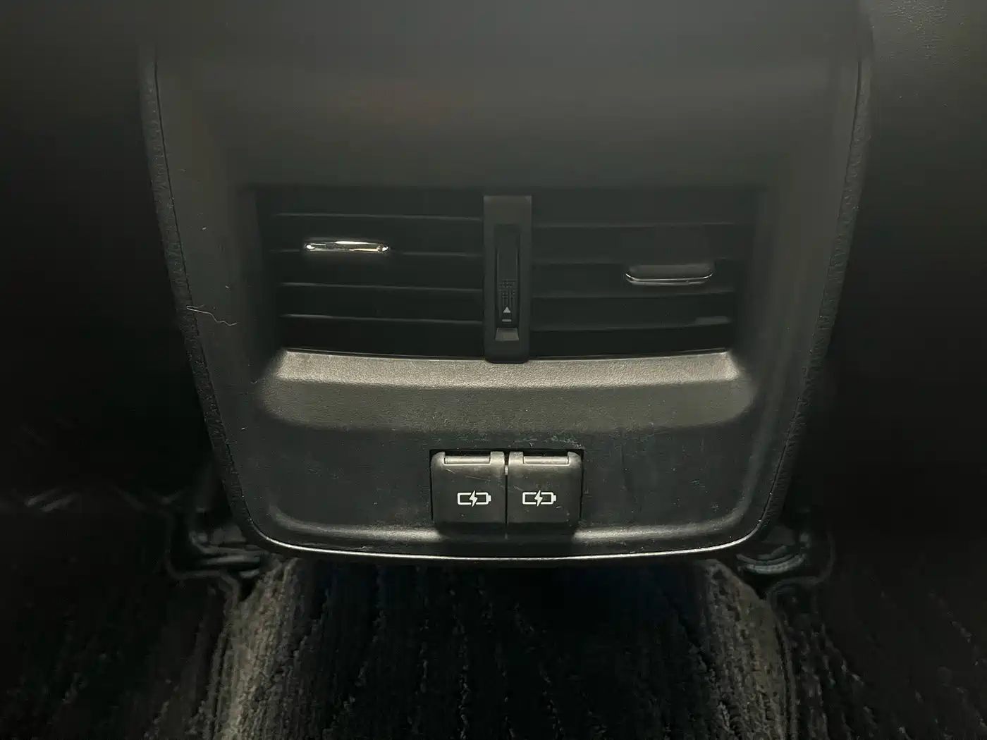 Toyota Avalon 2023 2.5L Luxury Edition фото 25