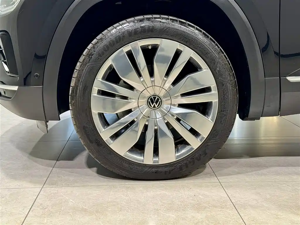 Volkswagen Teramont 2024 380TSI 4WD Prestige Flagship Edition фото 9