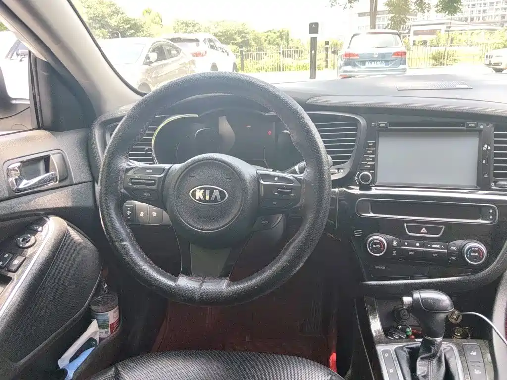 Kia K5 2014 2014 2.0L Automatic LUXURY