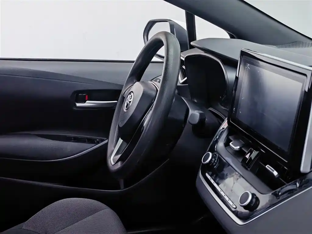 Toyota Levin 2022 185T CVT Luxury Edition фото 22