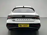 Photo 8 - Hyundai Elantra