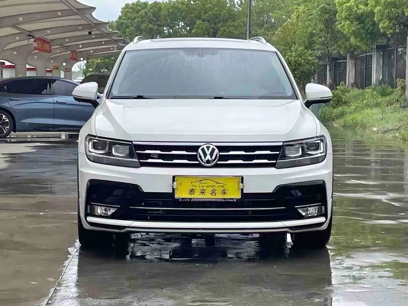 Volkswagen Tiguan L 2021 330TSI Automatic 2WD R-Line Premium фото 2