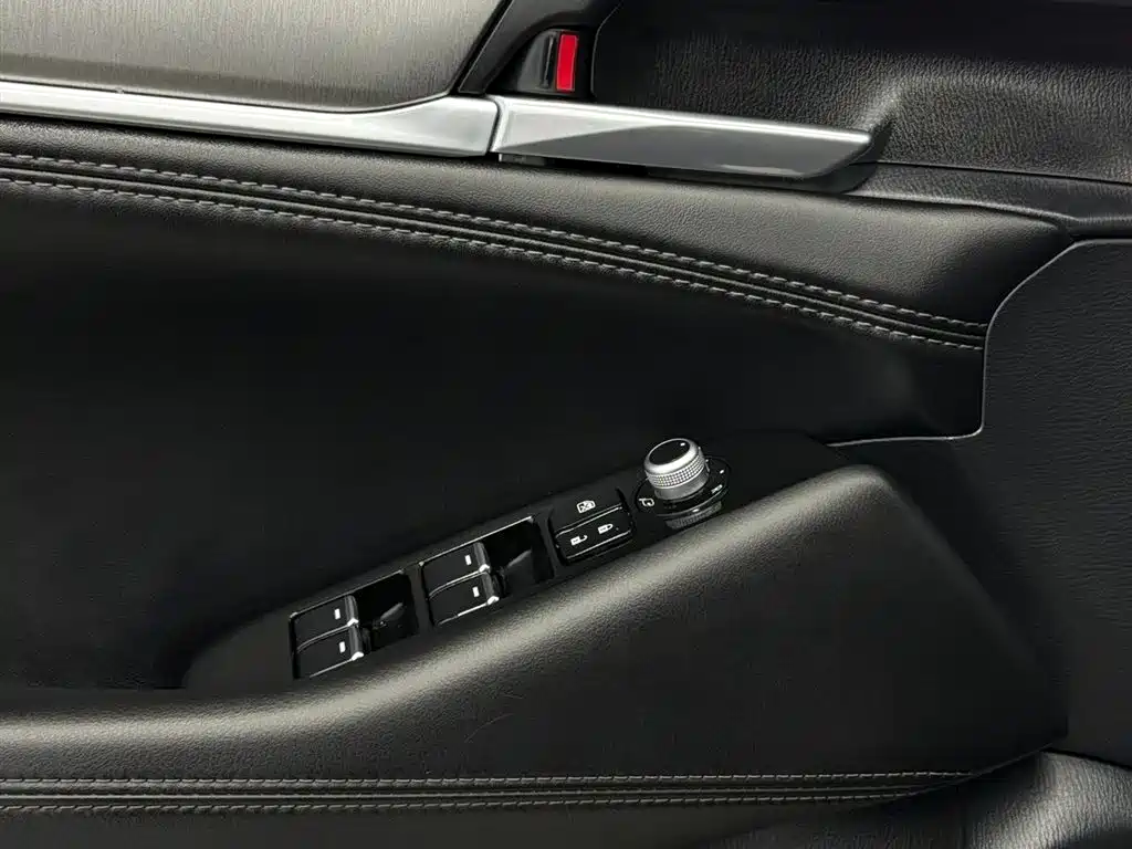 Mazda Atenza 2022 2021 2.0L Blue Sky Luxury Edition