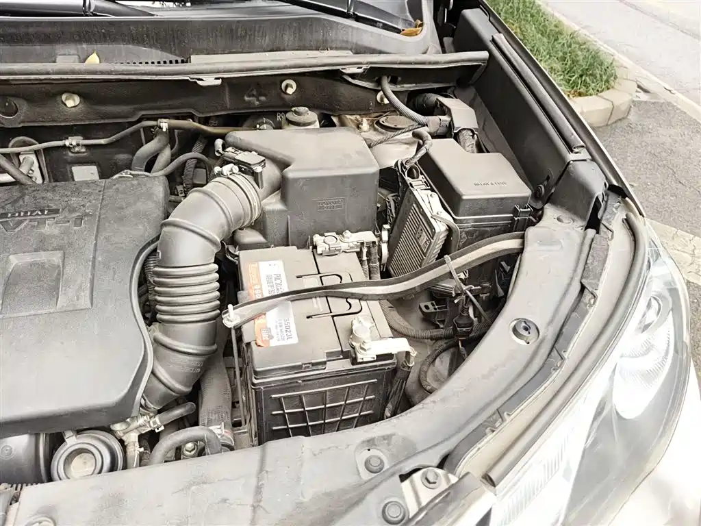Toyota RAV4 Rongfang 2015 2.0L CVT 2WD Trend Edition фото 22