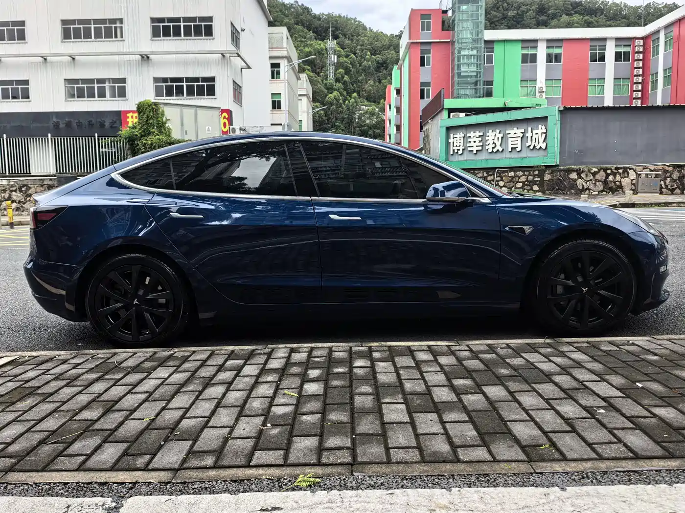 Tesla Model 3 2020 2020 Facelift Long Range Rear-Wheel Drive