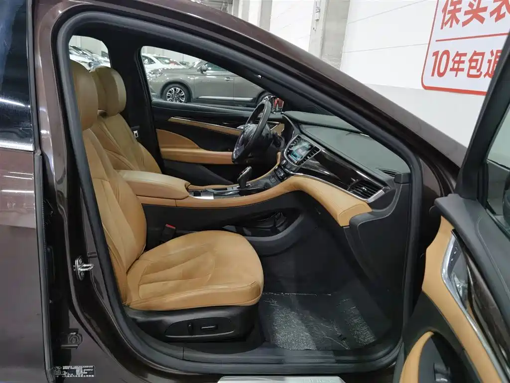 Buick LaCrosse 2018 Model 28T Elite Edition фото 23