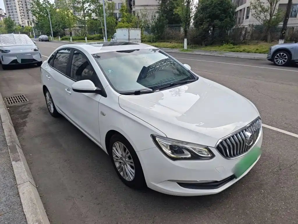 Фото 4 - Buick Excelle