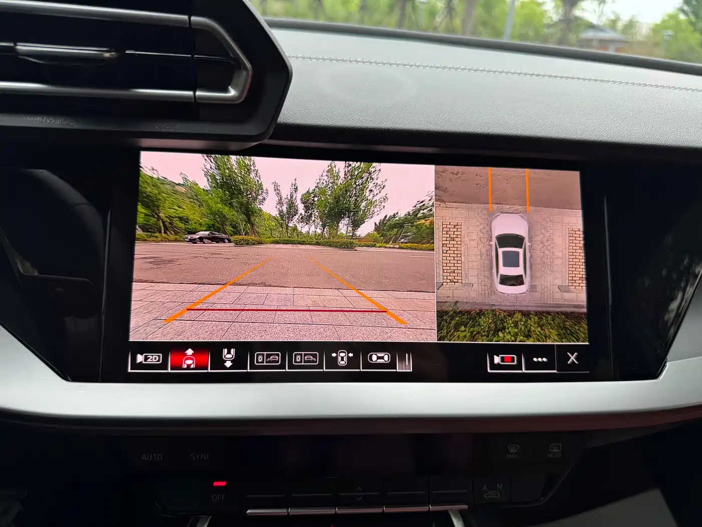 Audi A3 2025 Sportback 35TFSI Flying Premium фото 13