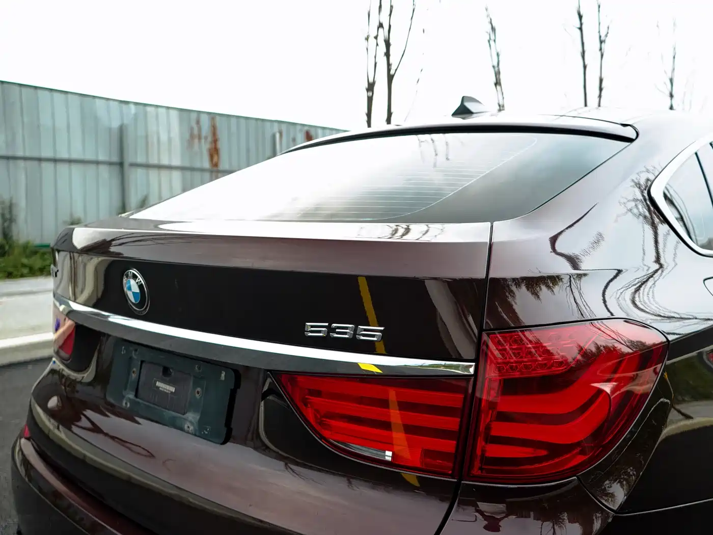 BMW 5 Series GT 2011 535i Elegance фото 29