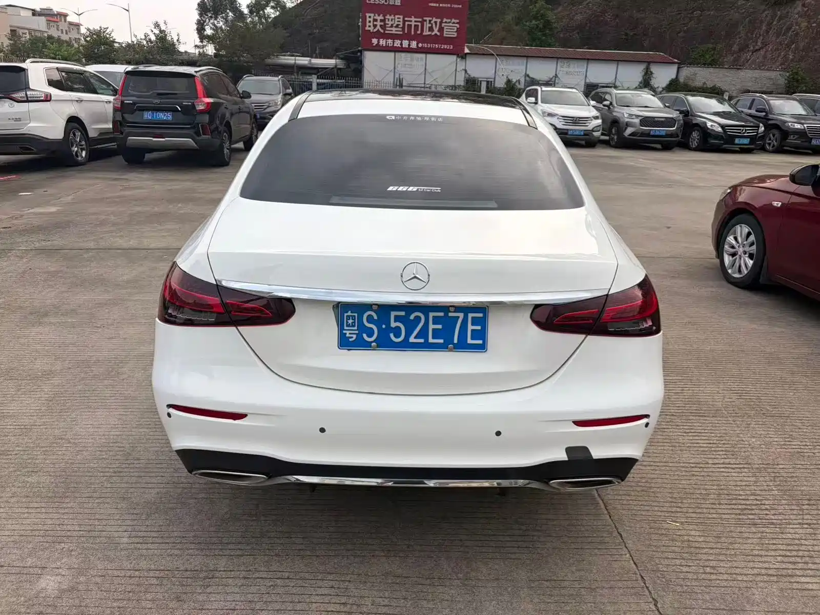 Фото 8 - Mercedes-Benz E-Class