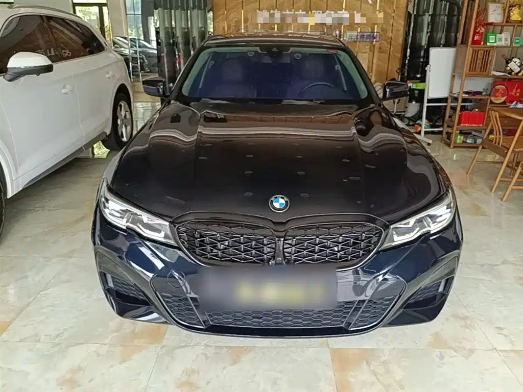 BMW 3-SERIES