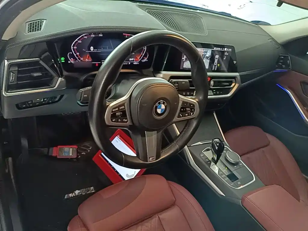 BMW 3-SERIES