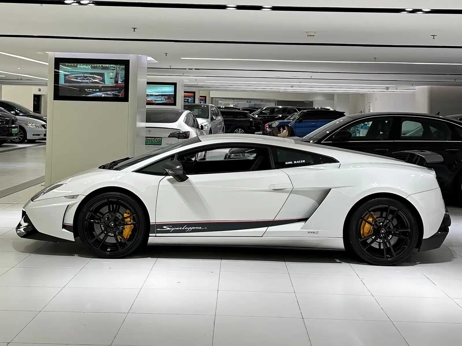 Фото 13 - Lamborghini Gallardo