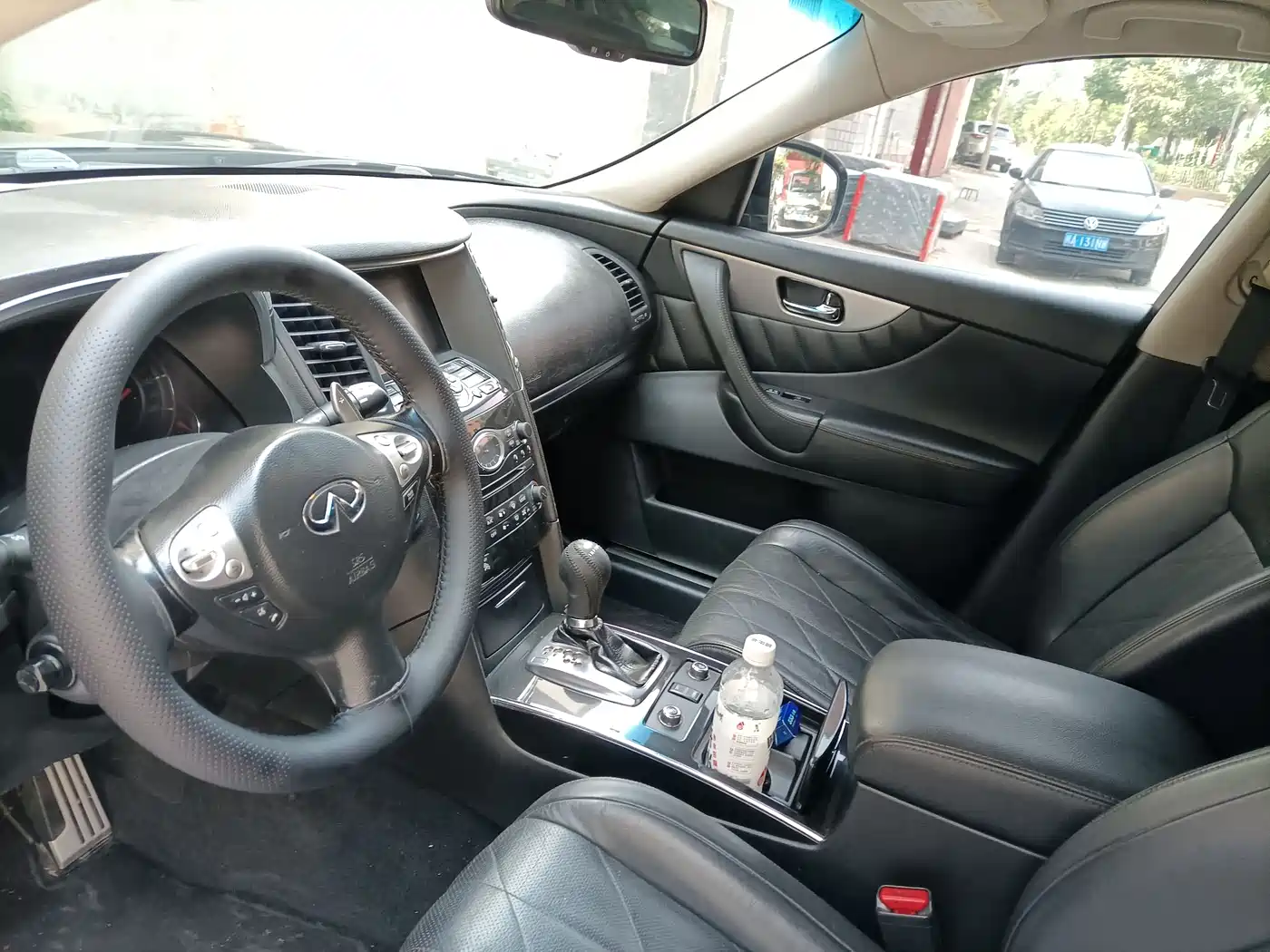 Infiniti FX 2011 2011 Infiniti FX35 Premium Edition