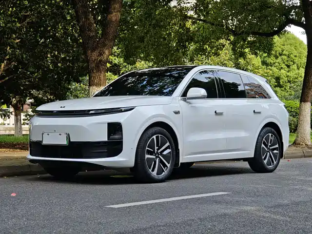 Li Auto L6 2024 Pro