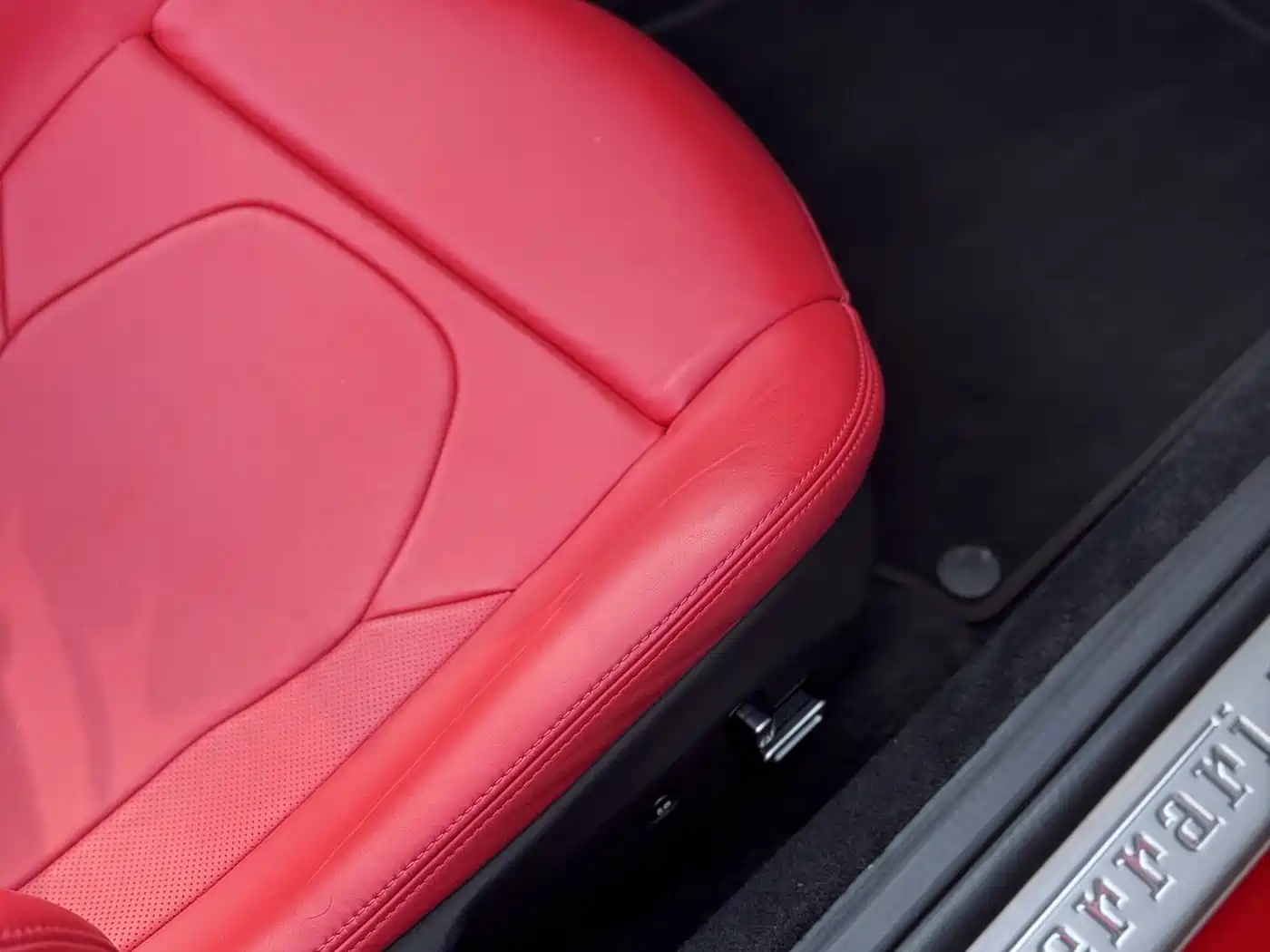 Ferrari Portofino 2019 2018 Model 3.9T
