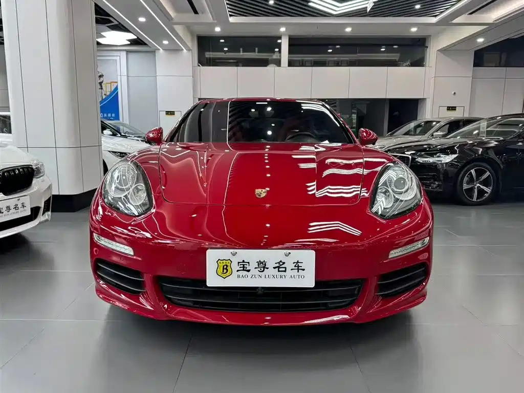 Porsche Panamera 2014 Panamera 3.0T фото 2