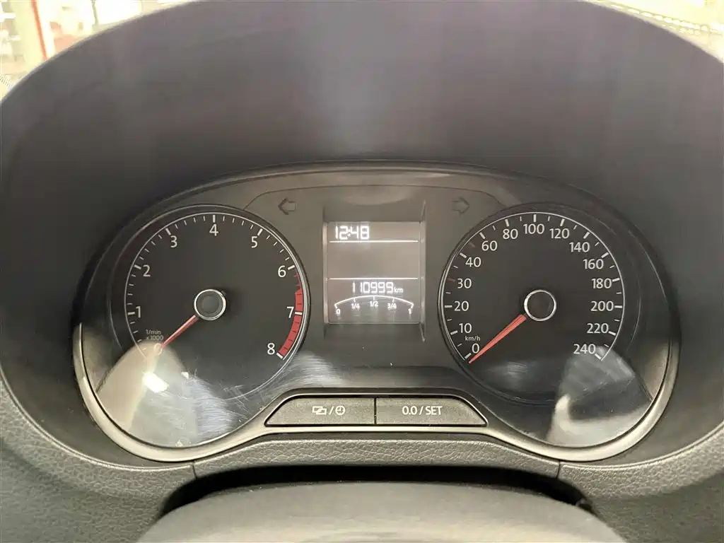 Volkswagen Polo 2018 1.5L Auto Safe Drive фото 8