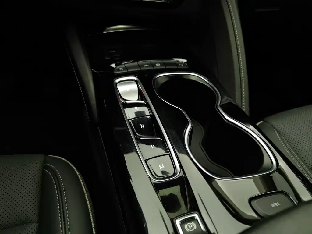 Buick Envision, миниатюра 13