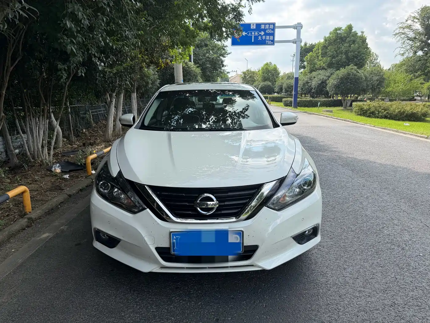 Фото 1 - Nissan Teana