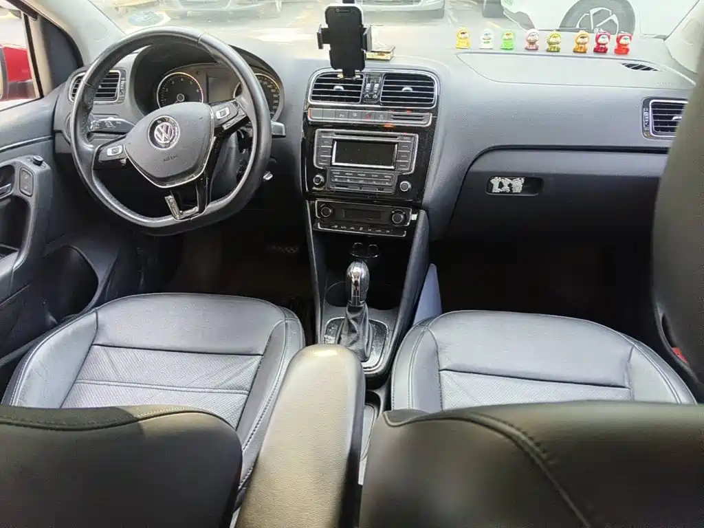Photo 12 - Volkswagen Polo