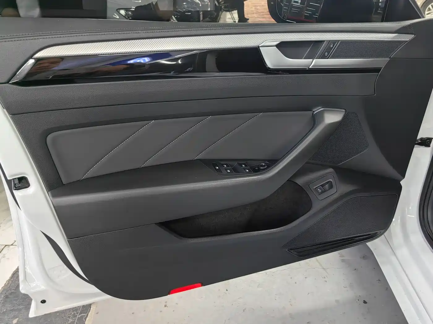 Volkswagen FAW-Volkswagen CC 2021 Model 380TSI Shining Edition фото 13