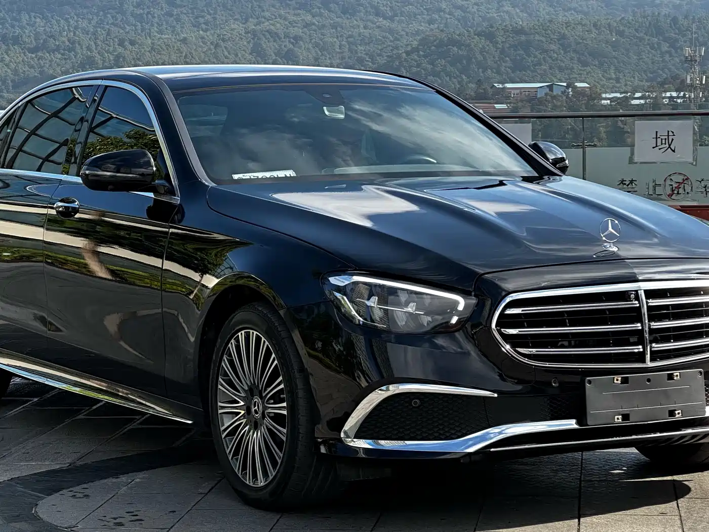 E CLASS